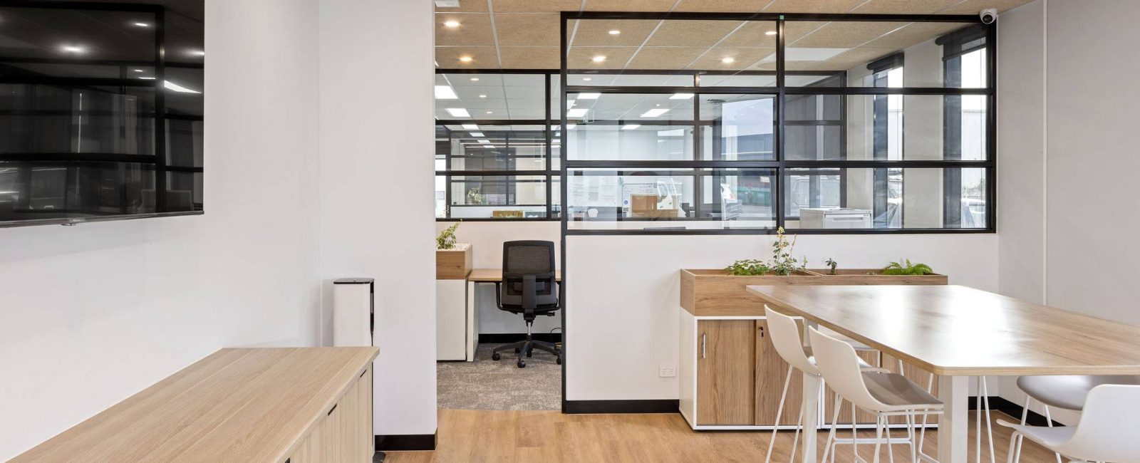 Armstrong-Melbourne-Break-Out-Space.-Heradesign